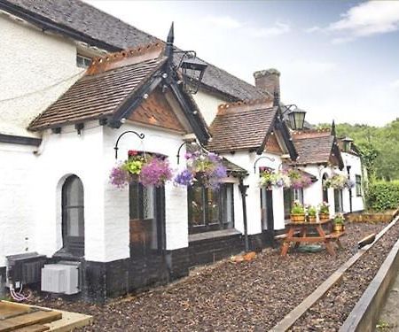 The May Garland Inn Hellingly Екстер'єр фото