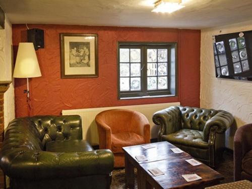 The May Garland Inn Hellingly Екстер'єр фото